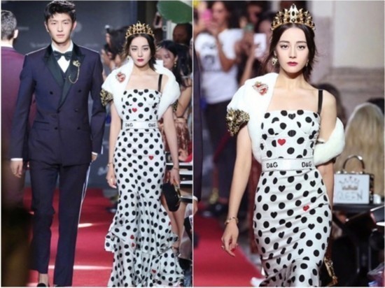 组图:迪丽热巴T台首秀气场全开 王俊凯吴亦凡