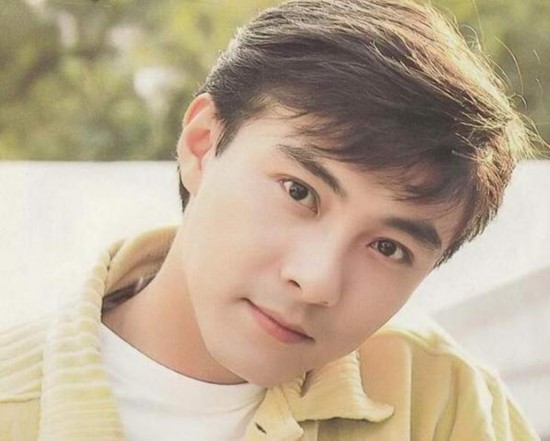 鹿晗张艺兴综合体?张卫健年轻帅照引网友舔屏