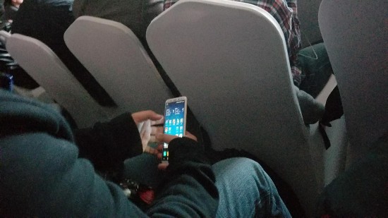 华为Mate 10 Pro黑色版官方图曝光:质感十足