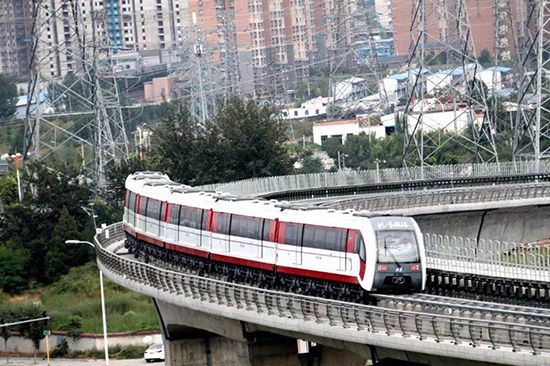北京首条中低速磁悬浮列车年底试运营