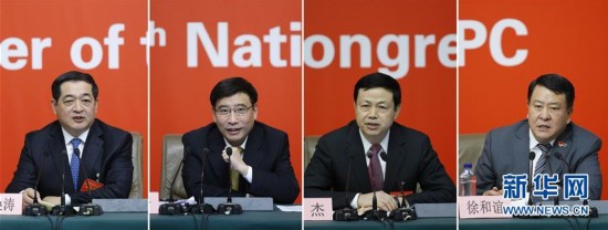 （十九大）（7）十九大新聞中心舉行“走新型工業化道路”集體採訪