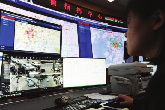 苏州鹰眼紧盯1.15万辆重点车 可自动报警