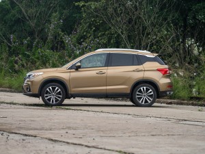 ó GS4 2017 235T Զ