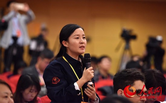 人民网记者提问（人民网 郝勇 摄）