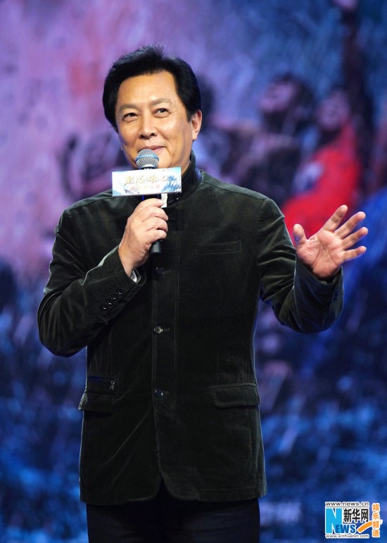 《碧海雄心》将播 袁泉张国强演绎海洋英雄