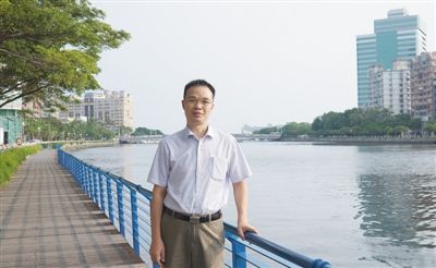 张振峰 竖起坚固的信息"围墙"