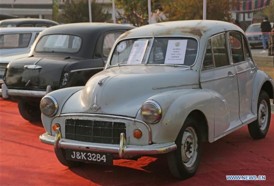 INDIA-KASHMIR-SRINAGAR-VINTAGE CAR EXHIBITION
