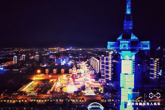 航拍盐城聚龙湖:璀璨夜景格外迷人