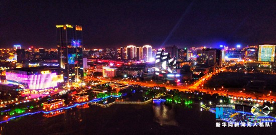 航拍盐城聚龙湖:璀璨夜景格外迷人