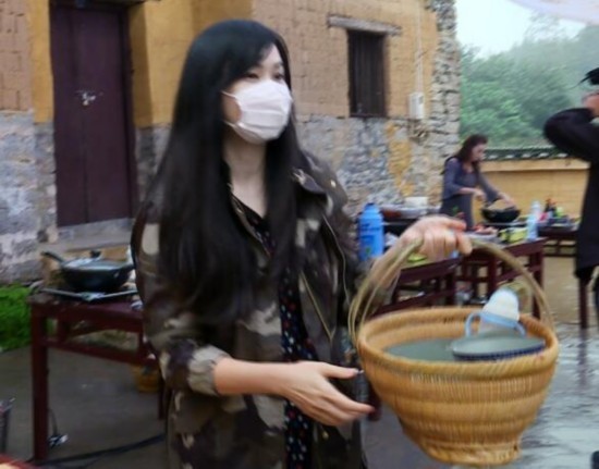 纤夫人口罩_伏尔加河上的纤夫(3)