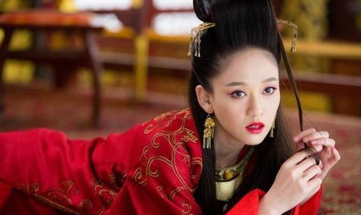 女星古装红衣惊艳 赵丽颖冷艳刘诗诗淡雅陈乔