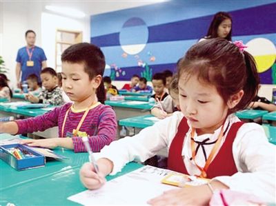 2018年郑州市区人口_2018年郑州市区小学入学政策发布控制班额原则上每班不超(2)