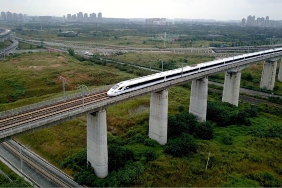 西成高铁进入开通倒计时 成都到西安只需三小