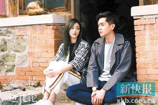 《爱情进化论》曝片花 张天爱徘徊于友情与爱