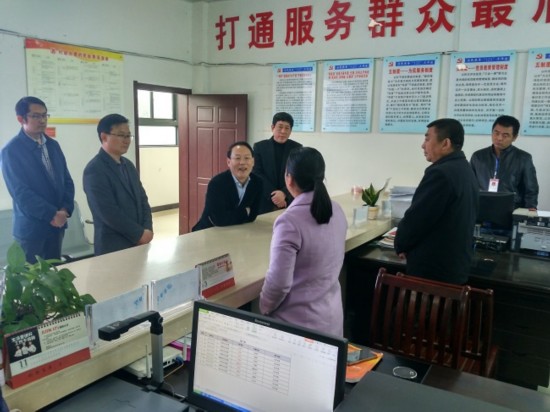 叶露中到蚌埠市调研加强基层民政能力建设工作