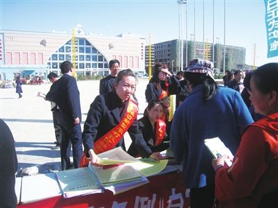 内蒙古人口最多的市_内蒙古 人口最多的五个城市,哪个最美丽(3)
