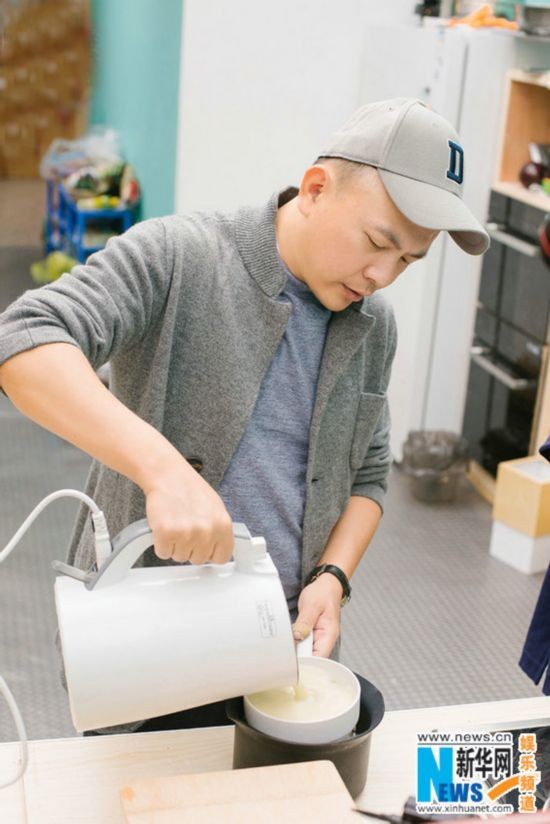 刘涛回忆童年没上过幼儿园 自曝像男孩子上树