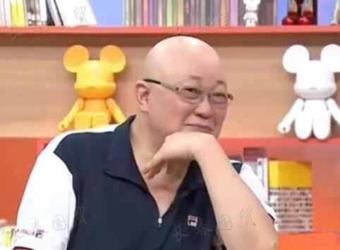 金超群近照曝光 大病康复后生活更乐观