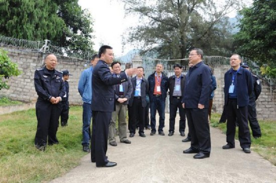 贺州市政法考察团到宁明县考察