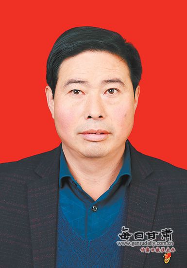龚志荣,男,1972年10月出生,中共党员,临洮县太石镇三益村村委会主任