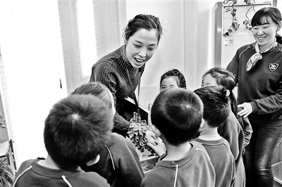 北京海淀幼儿园督学入园 关注孩子眼神与动作