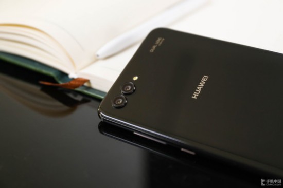 HUAWEI nova 2s