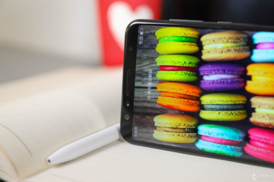 HUAWEI nova 2s