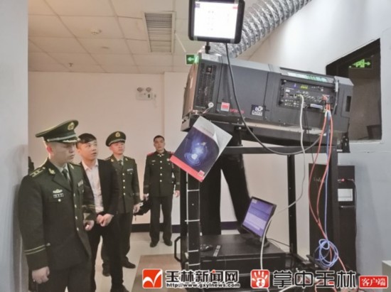 玉林圣诞零点行动保消防安全