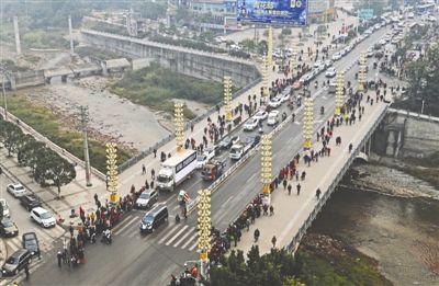 扶贫干部在扶贫路上遭遇车祸不幸遇难 古蔺县