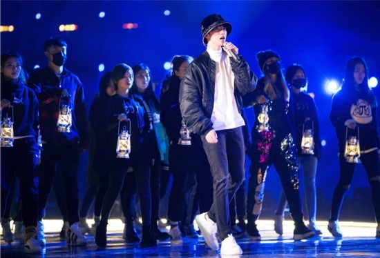 湖南卫视跨年演唱会震撼直播 顶级唱将人气偶