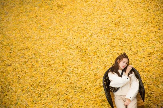 陈瑶写真曝光 随性自然少女力MAX(图)