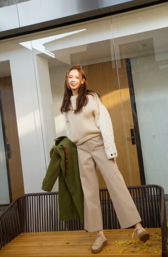 陈瑶曝光写真随性自然少女力MAX(图)江西初中女生v自然图片