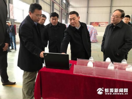 汪莹纯到五河县和怀远县调研经济社会发展情况