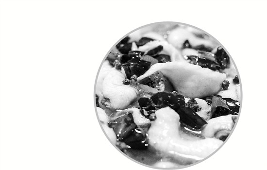 杭州首家由听障人士创业的饭店 招牌菜奶酸菜