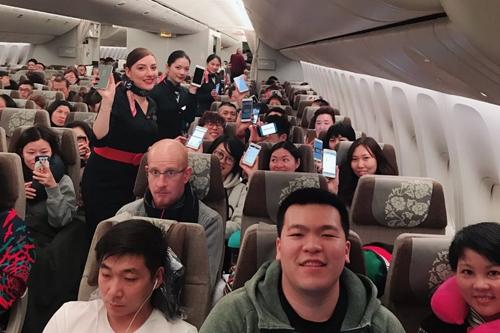 空中刷起朋友圈!东航181个正在执飞航班可玩手