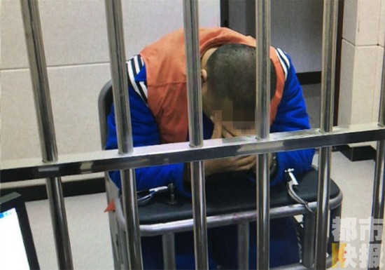 空调维修工帮绑卡偷偷转账 盗刷老人6000元存