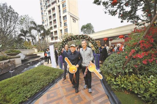 院墙村户业人口名字_二、 大哥就出(2)