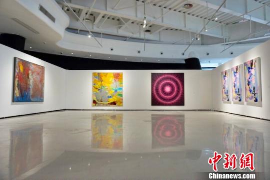 20名当代抽象艺术家重庆共探抽象艺术现状与“无限可能”