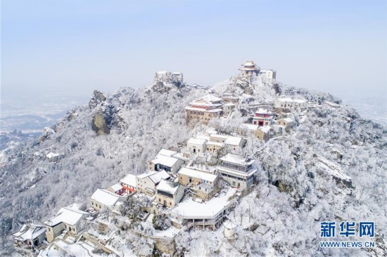 #（環(huán)境）（1）雪后初霽木蘭山