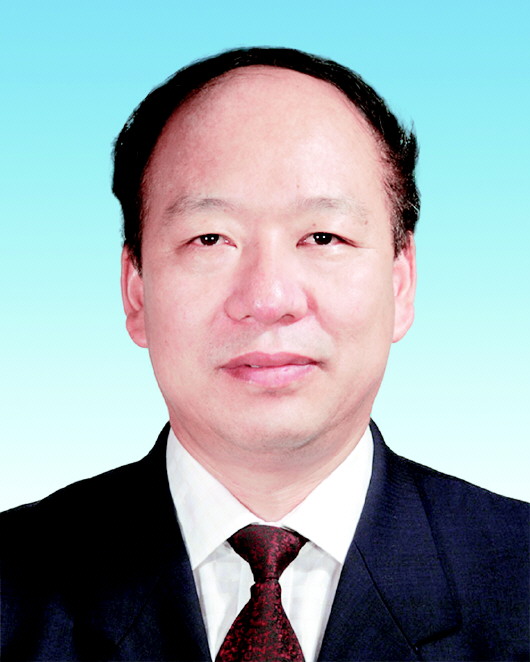 1974年8月至1976年4月,贵州省平坝县乐歌公社向河大队知青;1976年4月