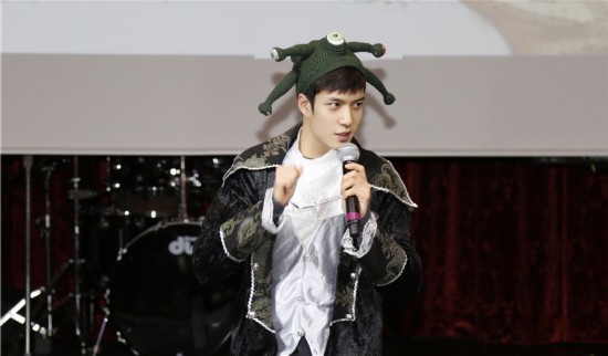 唐人二十周年海上年会 胡歌获奖韩东君搞笑蔡