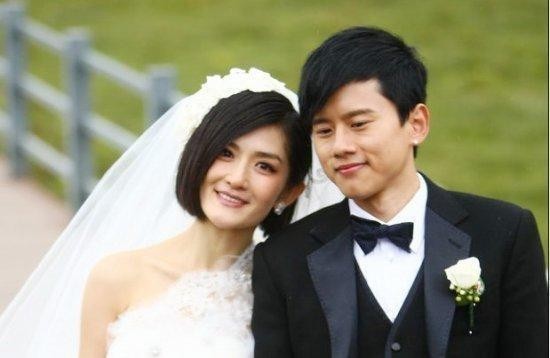 谢娜顺利诞下双胞胎女儿 张杰晒"全家福"感谢爱妻