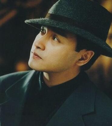 原来你熟悉的这些男明星名字都是艺名 成龙改