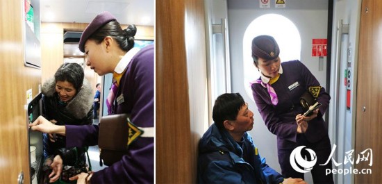 帮我看看这个热水怎么弄出来啊…服务员,你