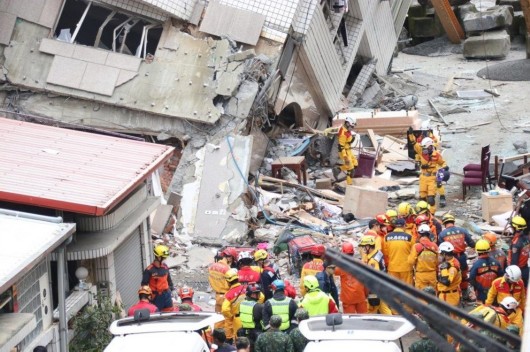北京游客一家五口确认罹难台湾地震遇难者升至17人