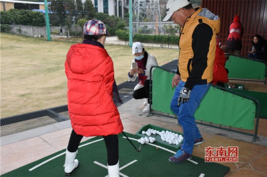 福州:与白血病儿童并肩作战的爱心志愿者