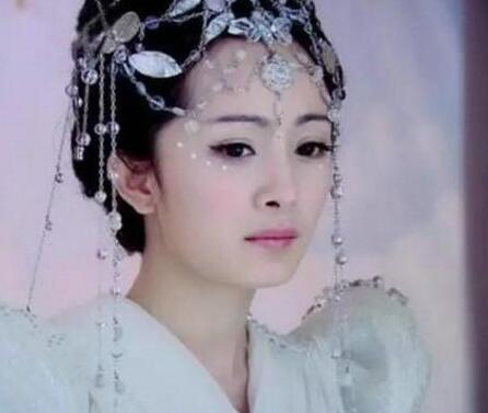 夕瑶《仙剑三》在杨幂所有的角色中,夕瑶是最惊艳的,你说呢?