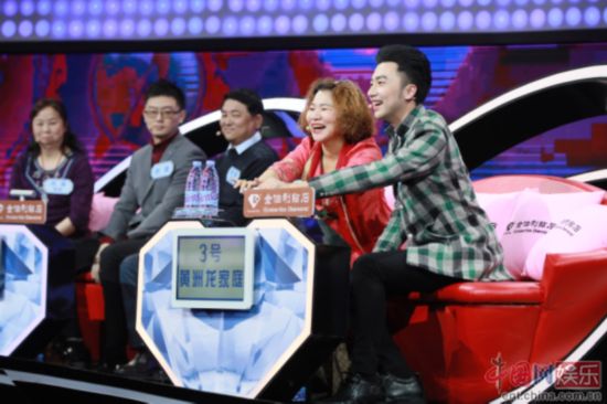 张国立自侃家庭地位低 佛山黄轩遇心中何小