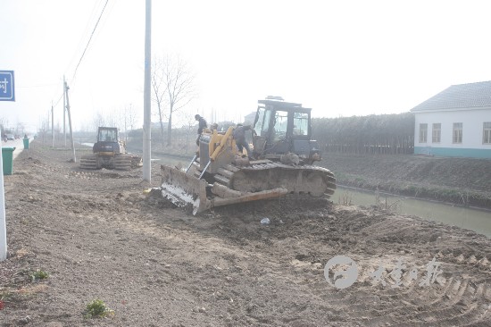 盐城大丰西团镇整理土地 改善群众生活条件
