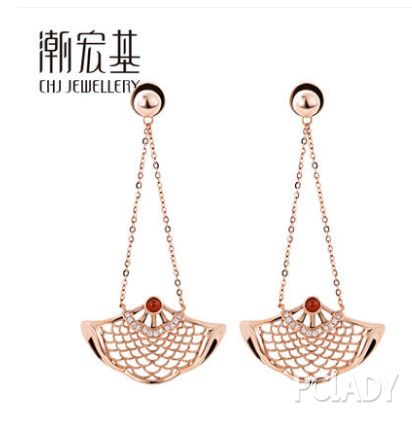 选对耳环,自拍上镜脸小2倍!